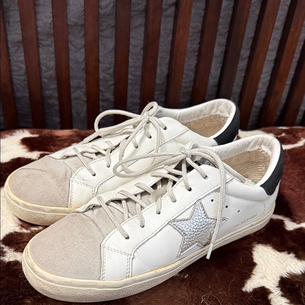 Vintage Havianas Athletic Shoes